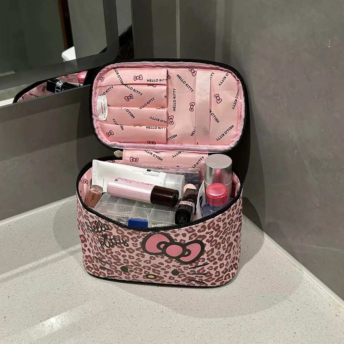 Beauty Y Makeup - Sanrio Hello Kitty, trousse da viaggio