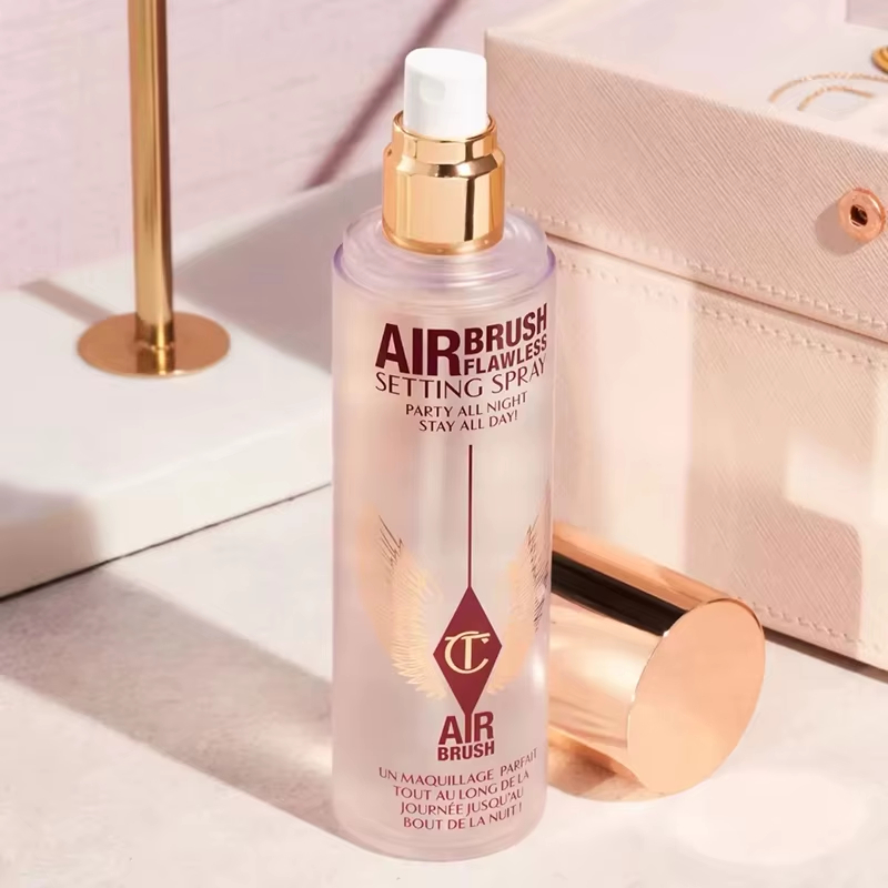 Huda Beauty Makeup Mini Kit - Charlotte Tilbury Fondotinta Liquido, Spray Fissante