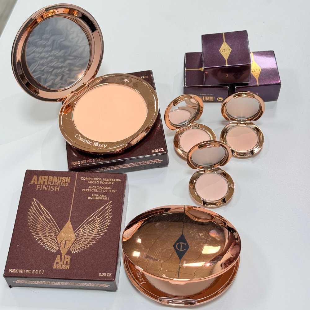 Charlotte Tilbury Airbrush Fla - Huda Beauty Makeup Mini Kit recensione e prezzo