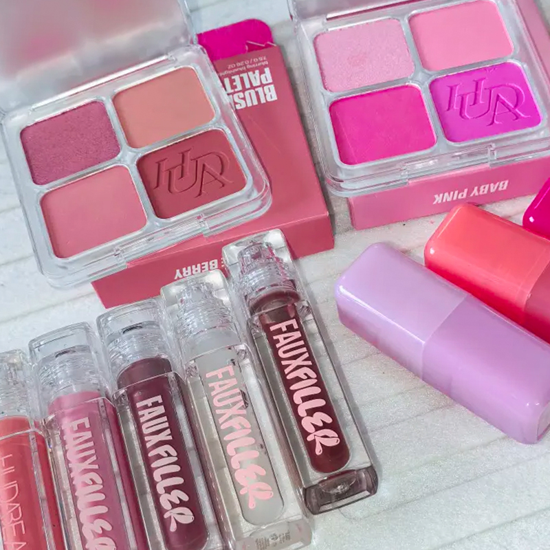 Palette di Blush a 4 Colori di - Huda Beauty Makeup Mini Kit recensione e prezzo