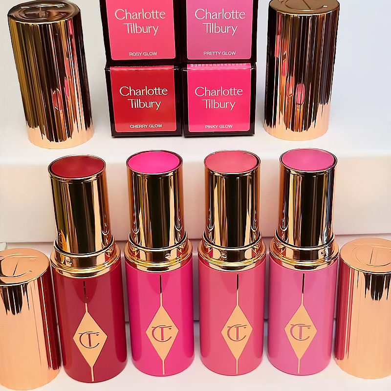 Nuovo set di rossetto e eyelin - Huda Beauty Makeup Mini Kit recensione e prezzo